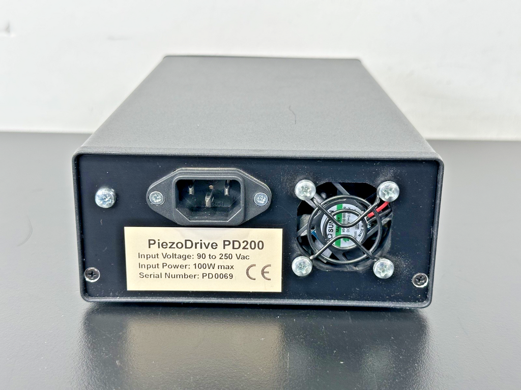 PD200 60W High Voltage Piezo Actuator Amplifier Powers On Working3