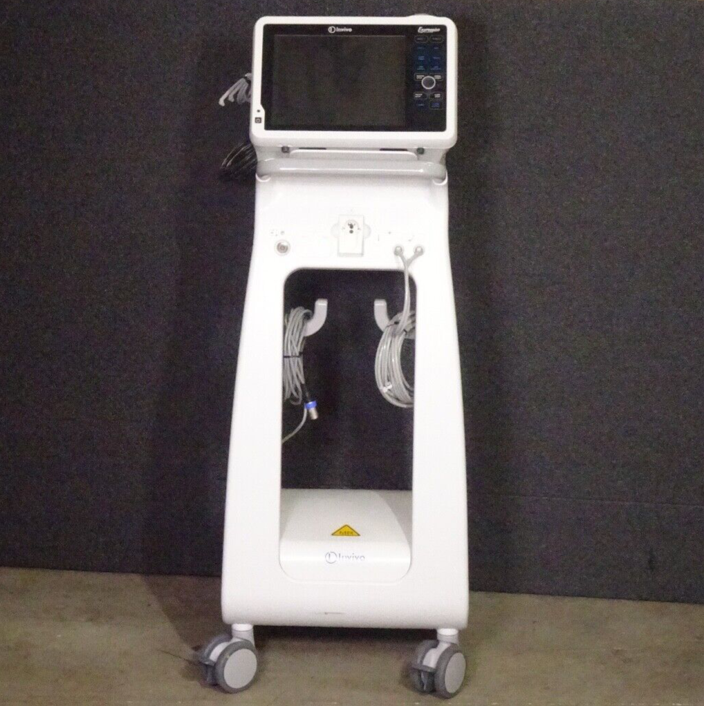 INVIVO Expression 453564099871 Patient Monitor wIth Rolling Stand0