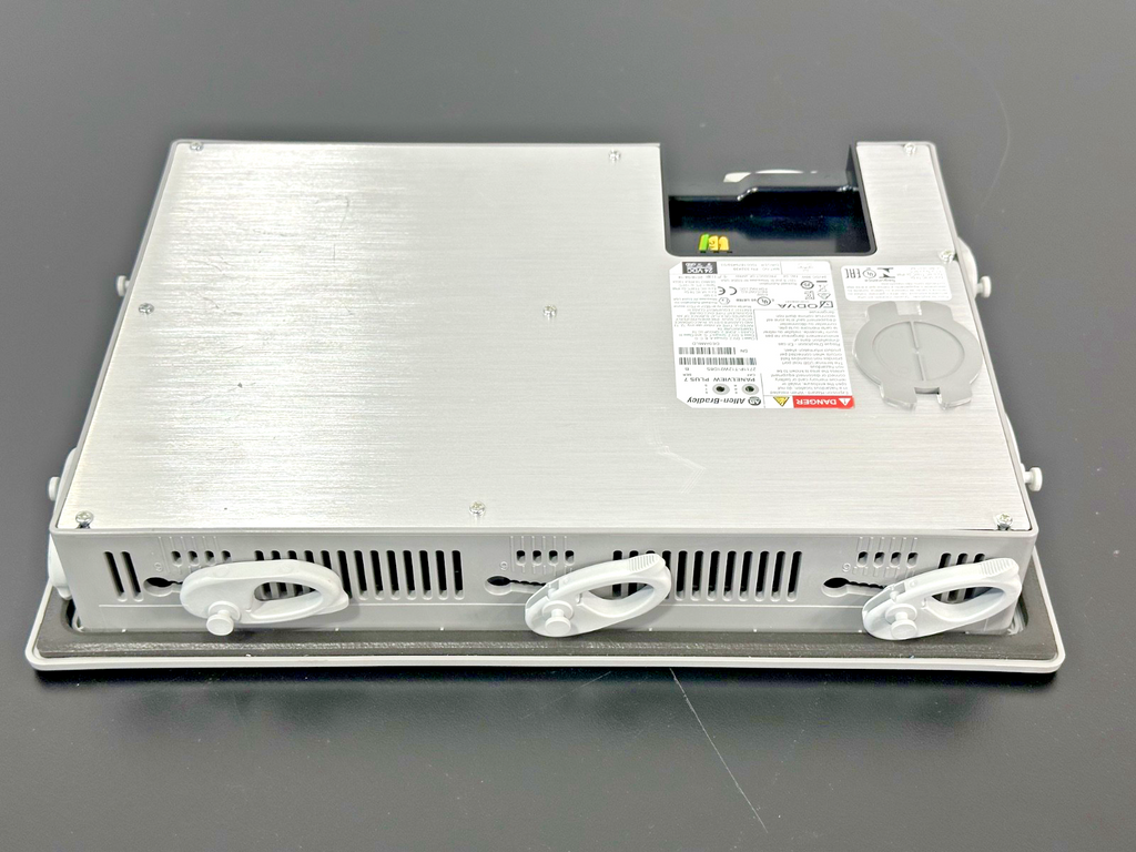 Allen Bradley 2711P T12W21D8S PanelView Plus 7 12" Touch HMI Terminal Used4