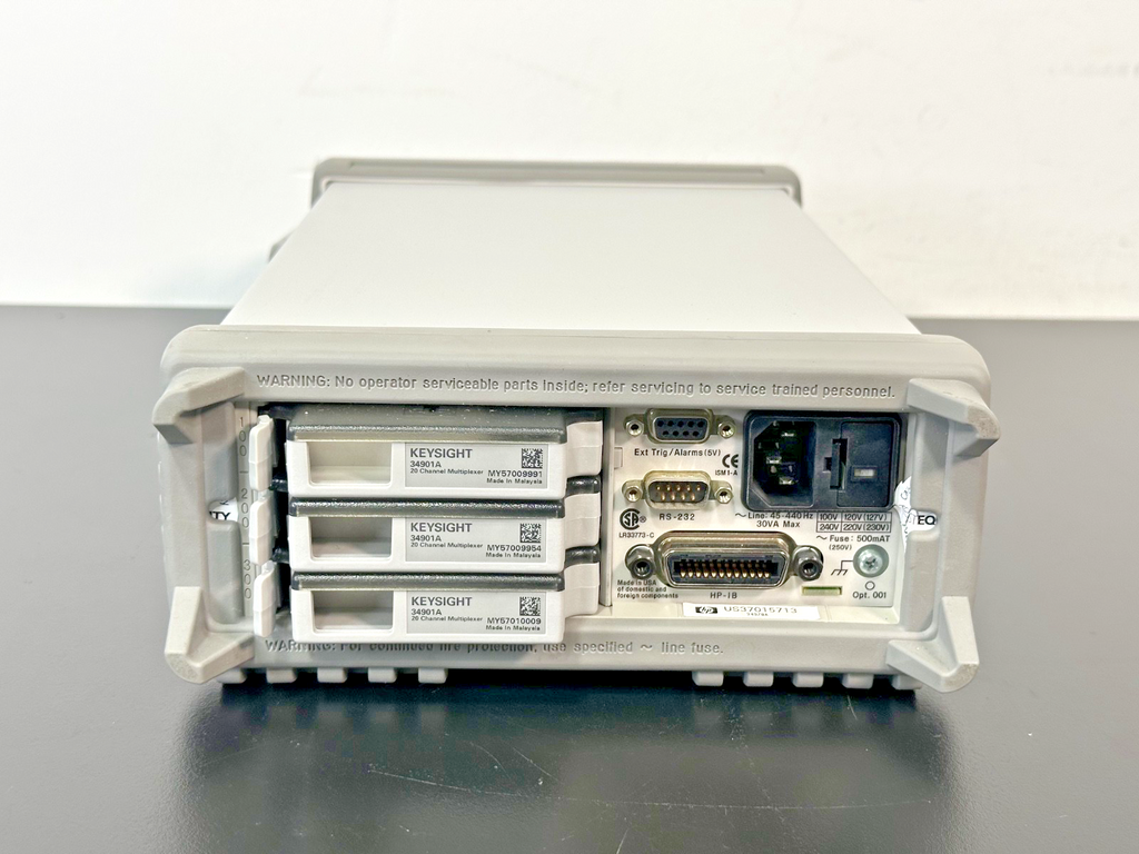 HP 34970A Data Acquisition/Switch Unit with 3 Keysight 34901A Multiplexer Module2