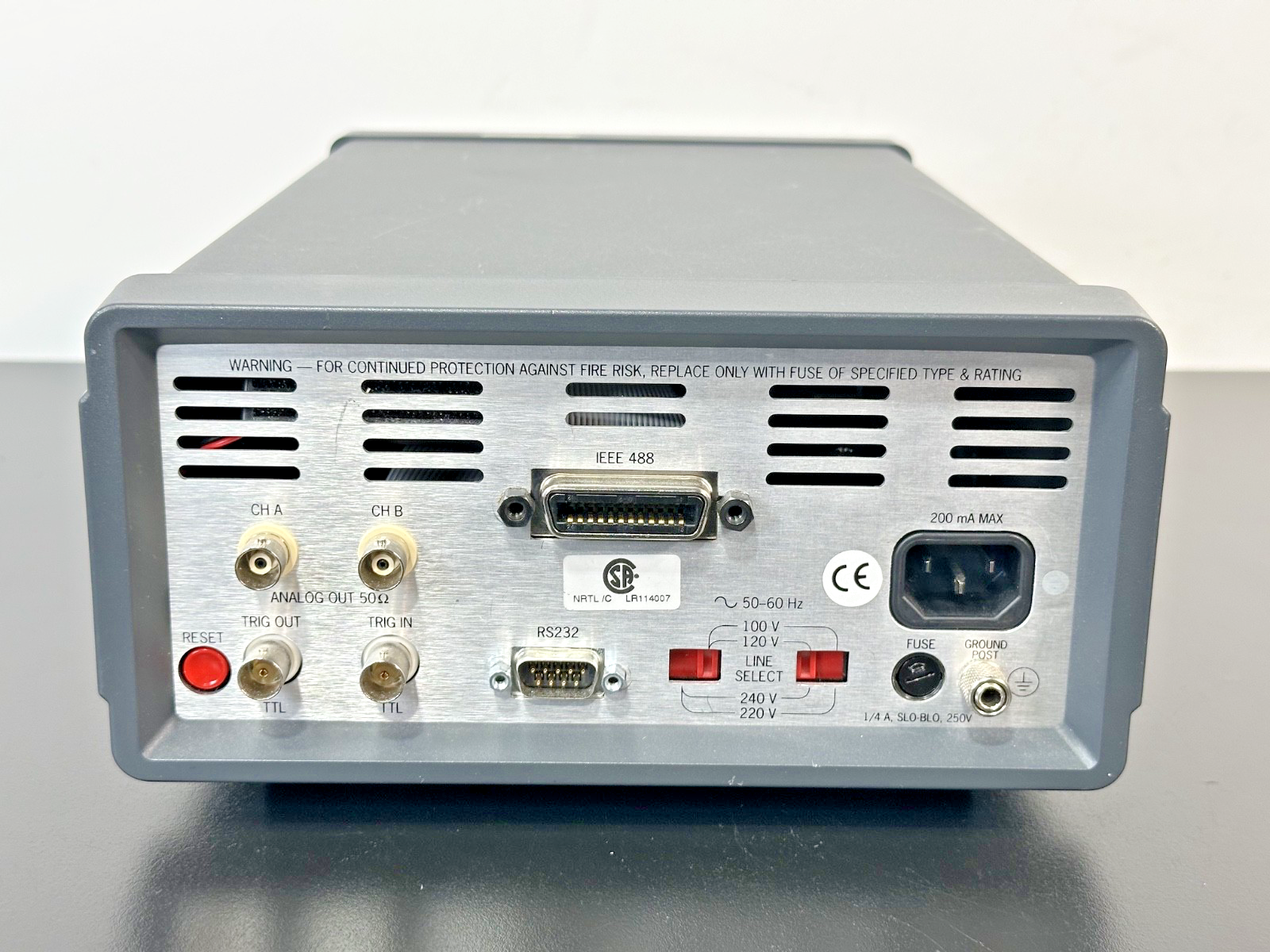 Newport 2832 C Dual Channel Optical Power Meter Working3