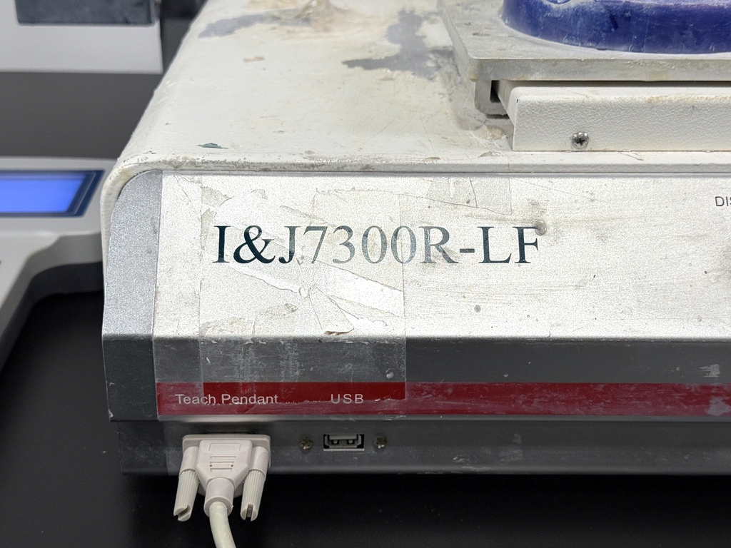 I&J Fisnar Inc IJ7300R LF Benchtop Dispensing Robot System5