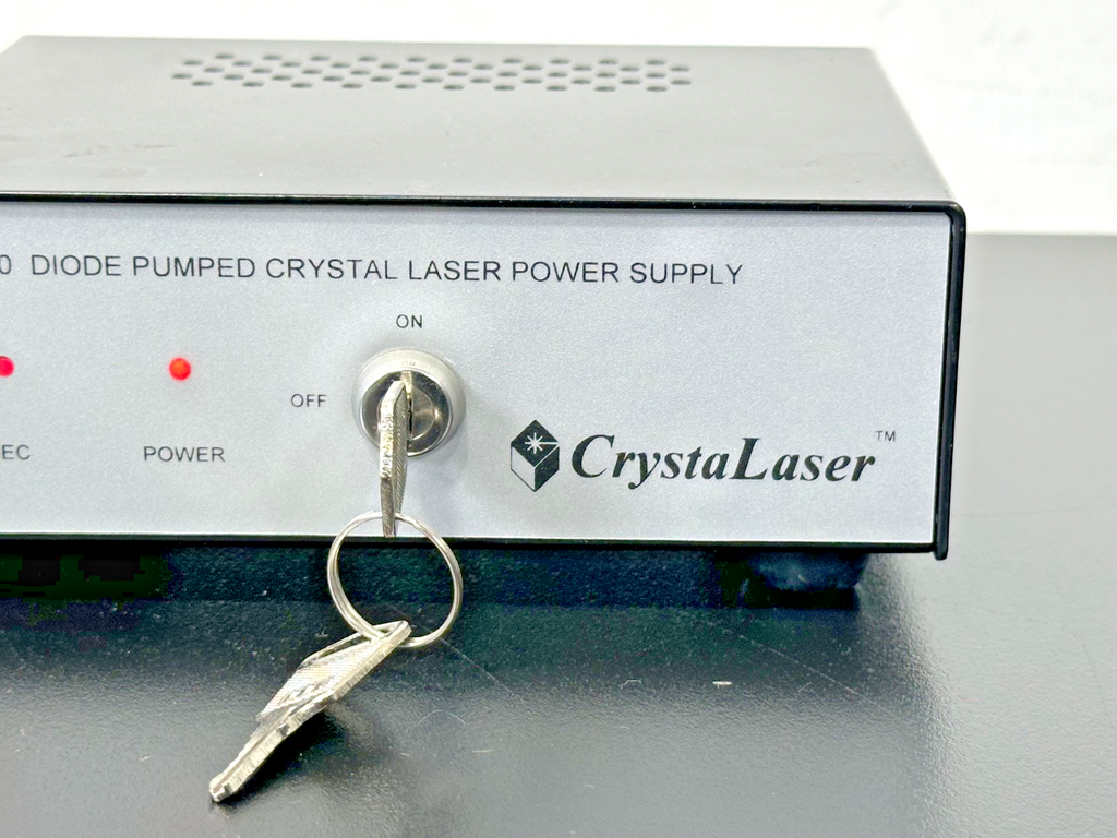 CrystaLaser CL 1000 Diode Pumped Crystal Laser Power Supply Working2
