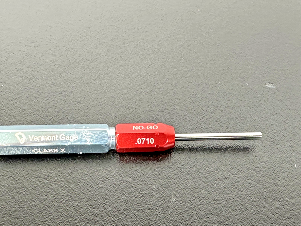 Vermont Gage 151102330 Class X GO/NO GO Pin Gage .0705/.07103