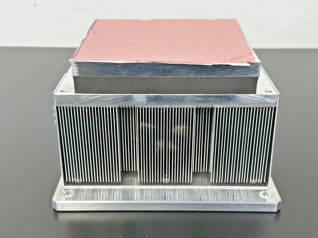TE Technology CP 121HT Thermoelectric Peltier Cooling Assembly 24V Used Untested0