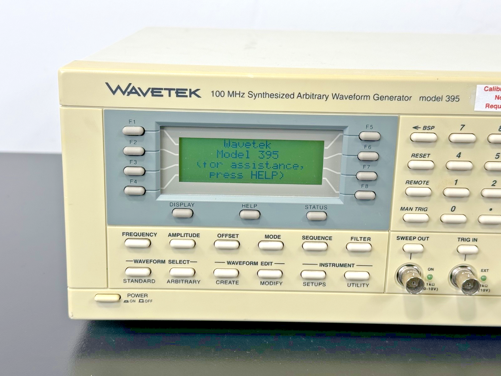 Wavetek 395 100MHz Arbitrary Waveform Generator Options 001 002 Powers On1