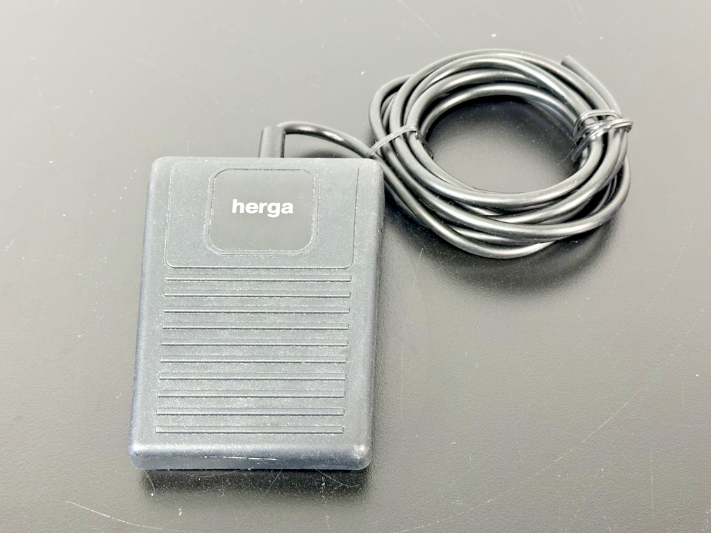 Herga 6210 0001 Wired Foot Pedal Switch Controller w/ Cable0