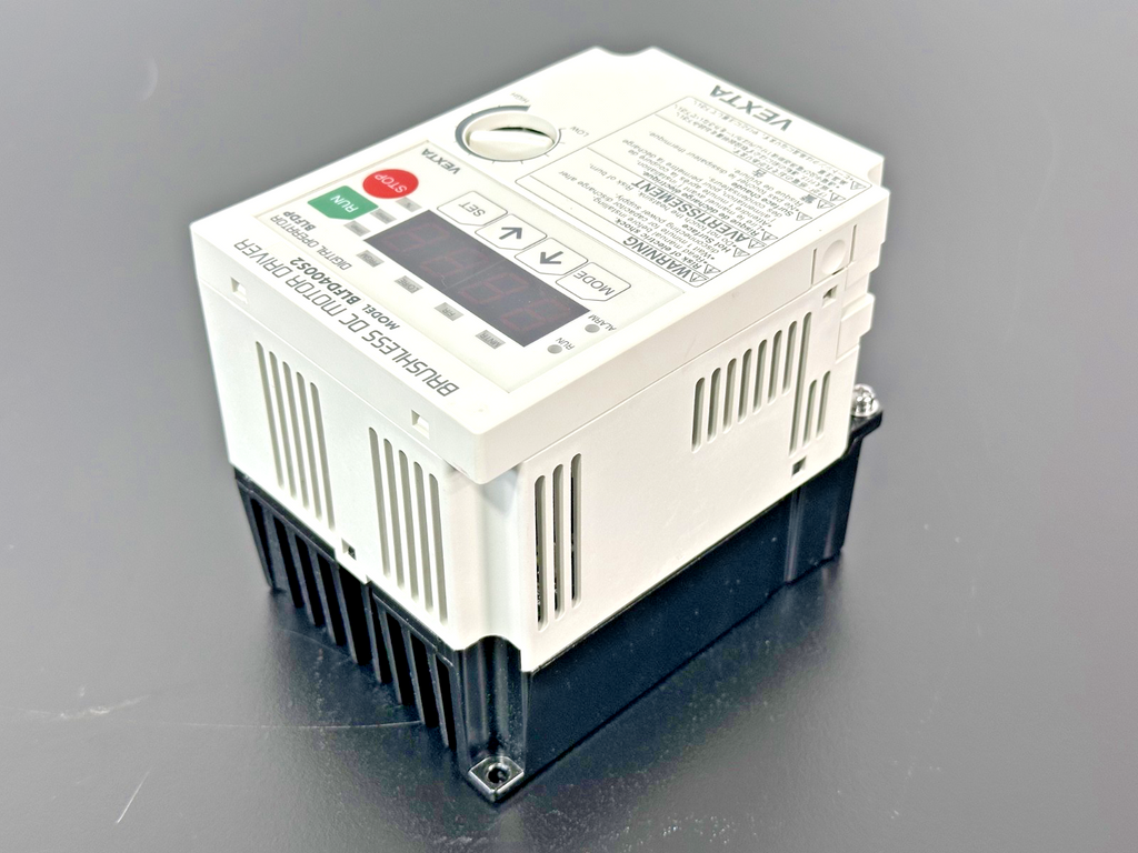 VEXTA BLFD400S2 Brushless DC Motor Driver Digital Operator BLFDP2