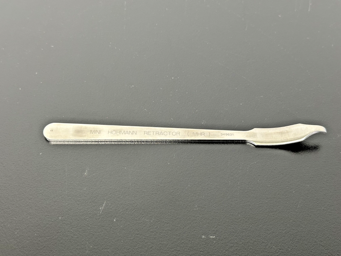 Mini Hohmann Retractor MHR 349631 Stainless Steel Medical Instrument