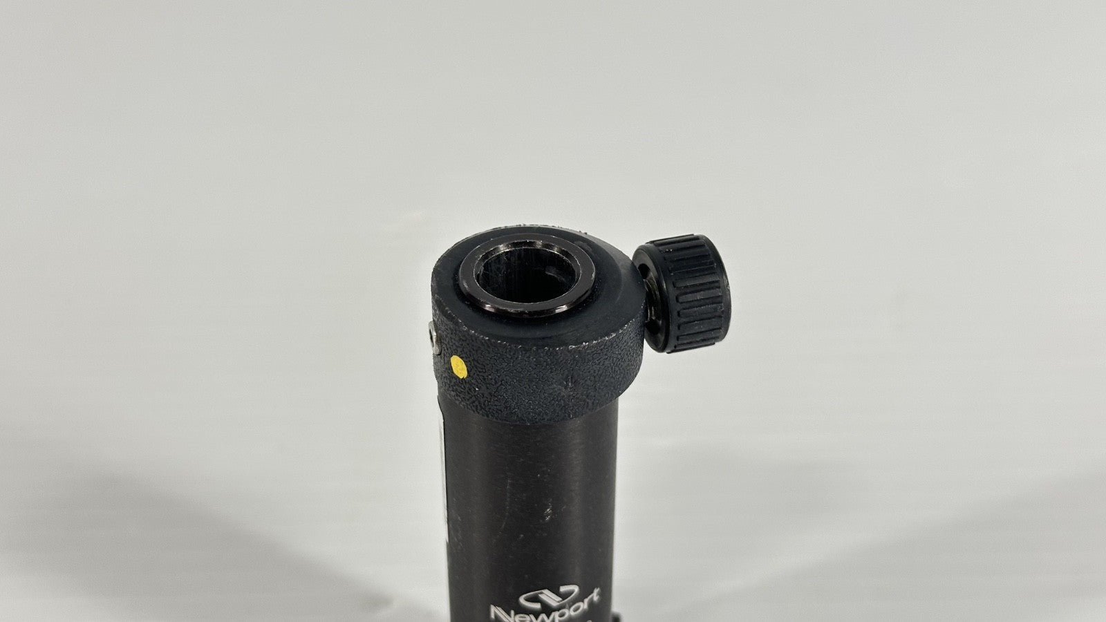 Newport M VPH 3 Optical Post Holder w/ M MCF Magnetic Clamping Base2