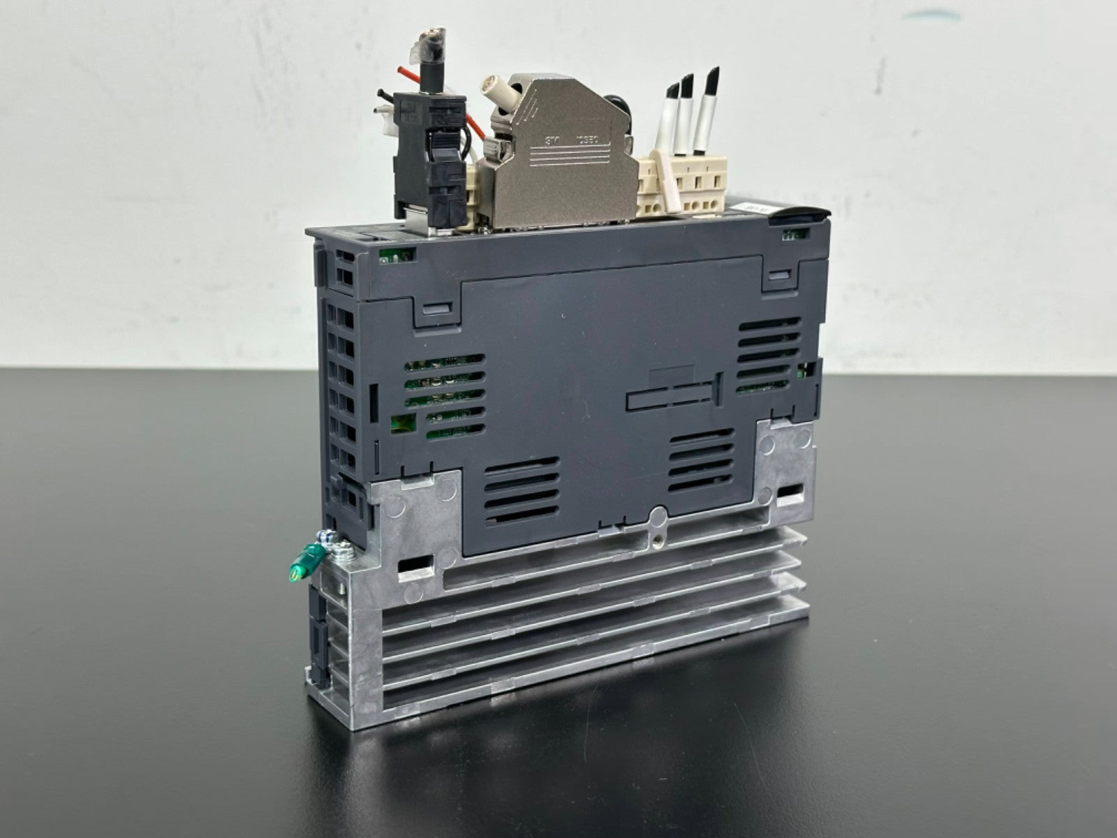 Mitsubishi Electric MR J3 10A RX035T031 Servo Drive Amplifier 100W MR J33