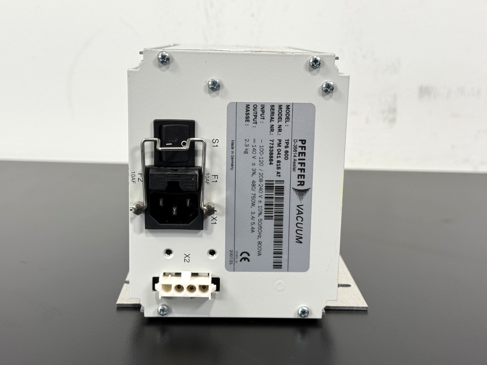 Pfeiffer Vacuum TPS 600 Turbo Pump Power Supply Controller PM041815AT1
