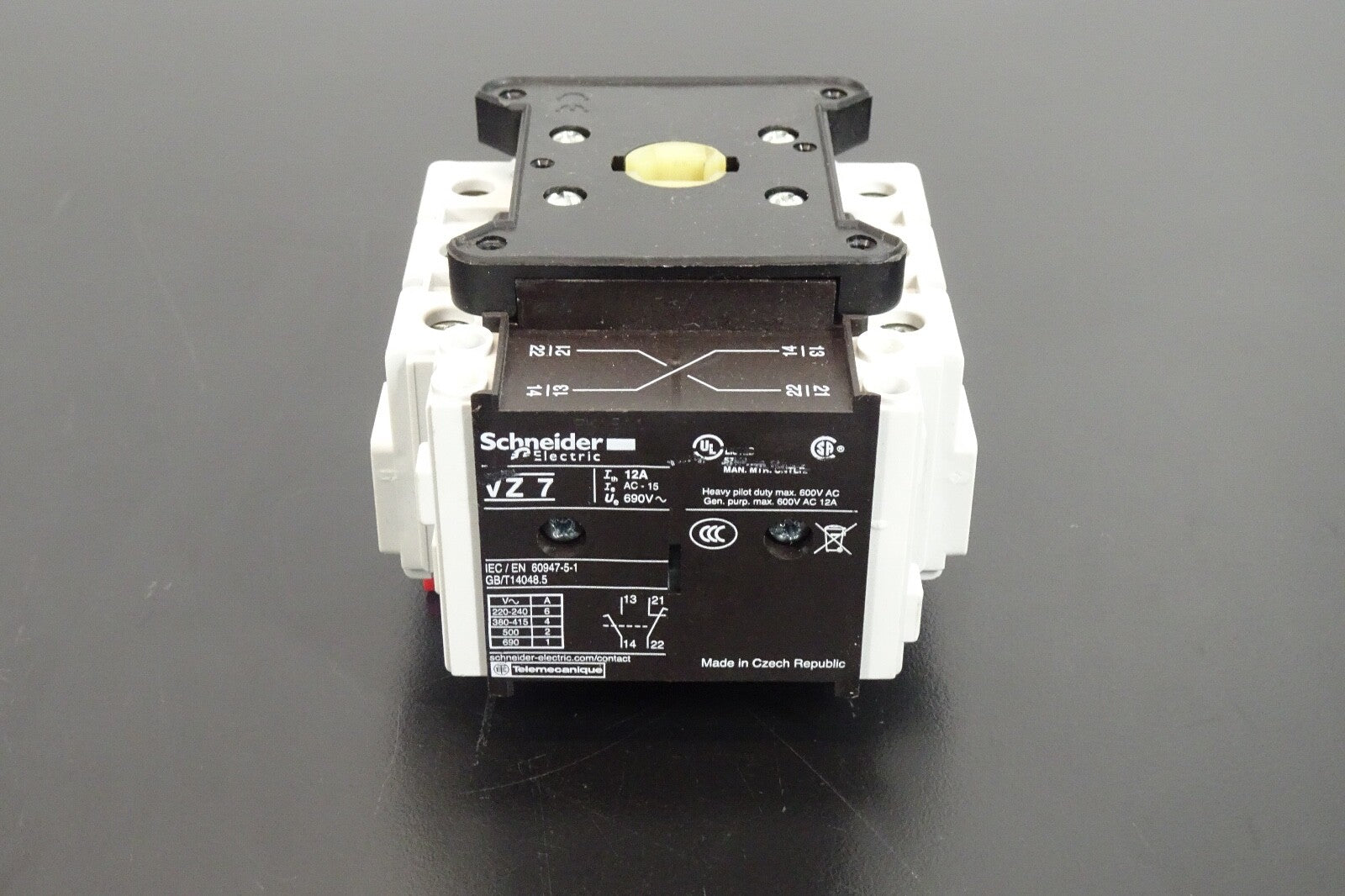 Schneider Electric 60947 5 1 Contact0