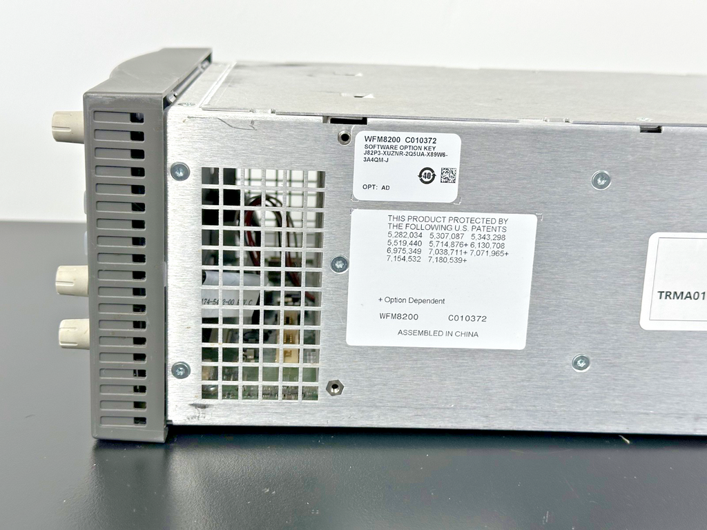 Tektronix WFM 8200 Waveform Monitor SDI Video Audio Analyzer WFM82003