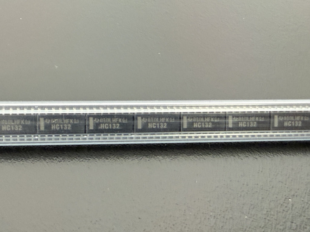 Texas Instruments SN74HC132 HC132 Logic IC NAND Gate Cut Tape Lot of 501