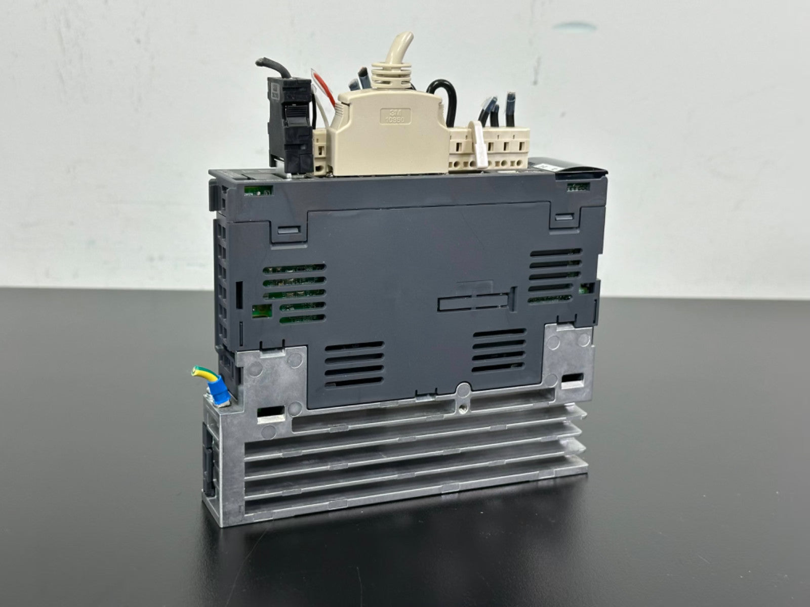 Mitsubishi Electric MR J3 10A RX035T031 Servo Drive Amplifier 100W MR J33