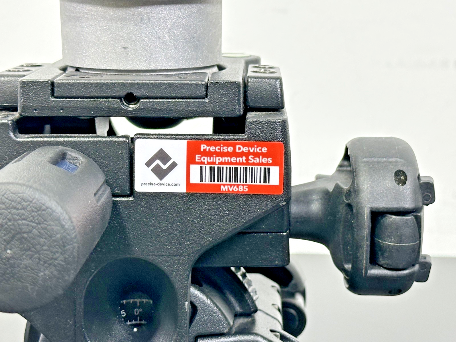 Manfrotto 400 Geared Tripod Head w/ Newport M-B-5 Base7