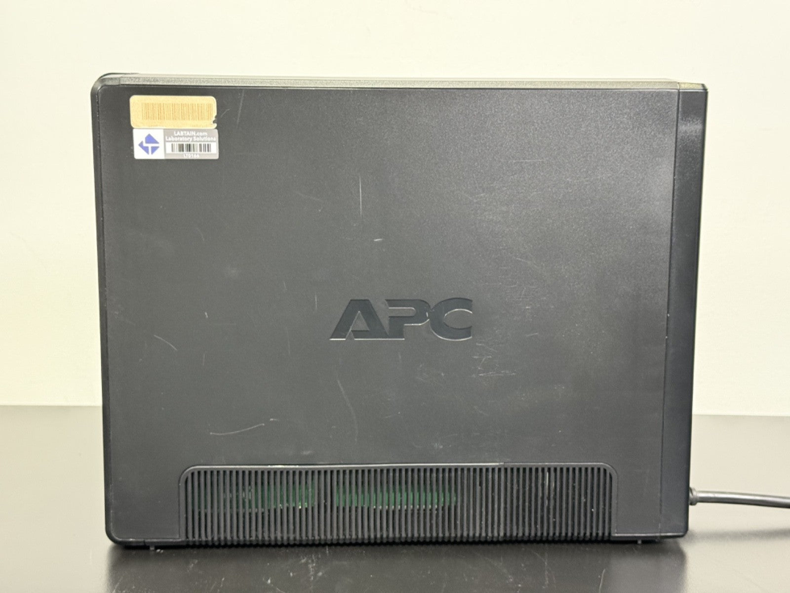 APC Back UPS Pro 1500 Battery Backup UPS LCD Display Tested2