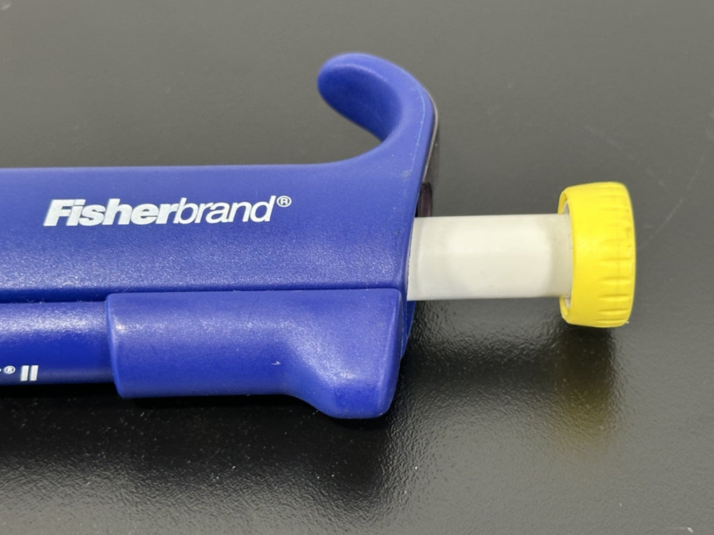 Thermo Fisher Fisherbrand Finnpipette II Micropipette 20–200 µL3