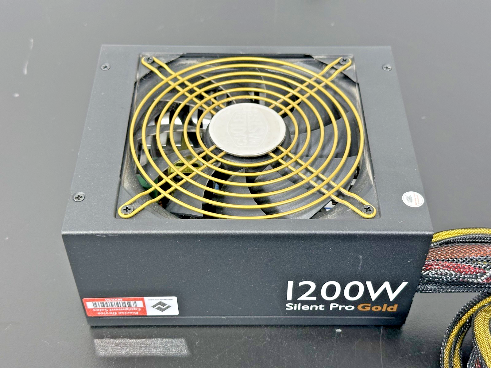 Cooler Master Silent Pro Gold 1200W 80 Plus Gold Semi-Modular ATX PSU Working2