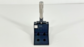 Newport Manual Vertical Translation Stage With SM25 Micrometer0