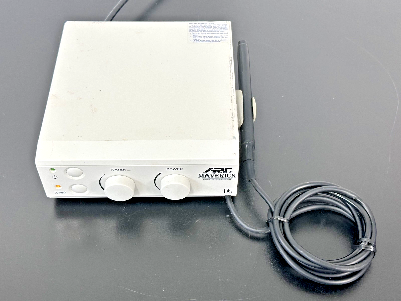 ART Maverick ART M1 25K Magnet Scaler Unit W/ Handpiece Used Powers On1