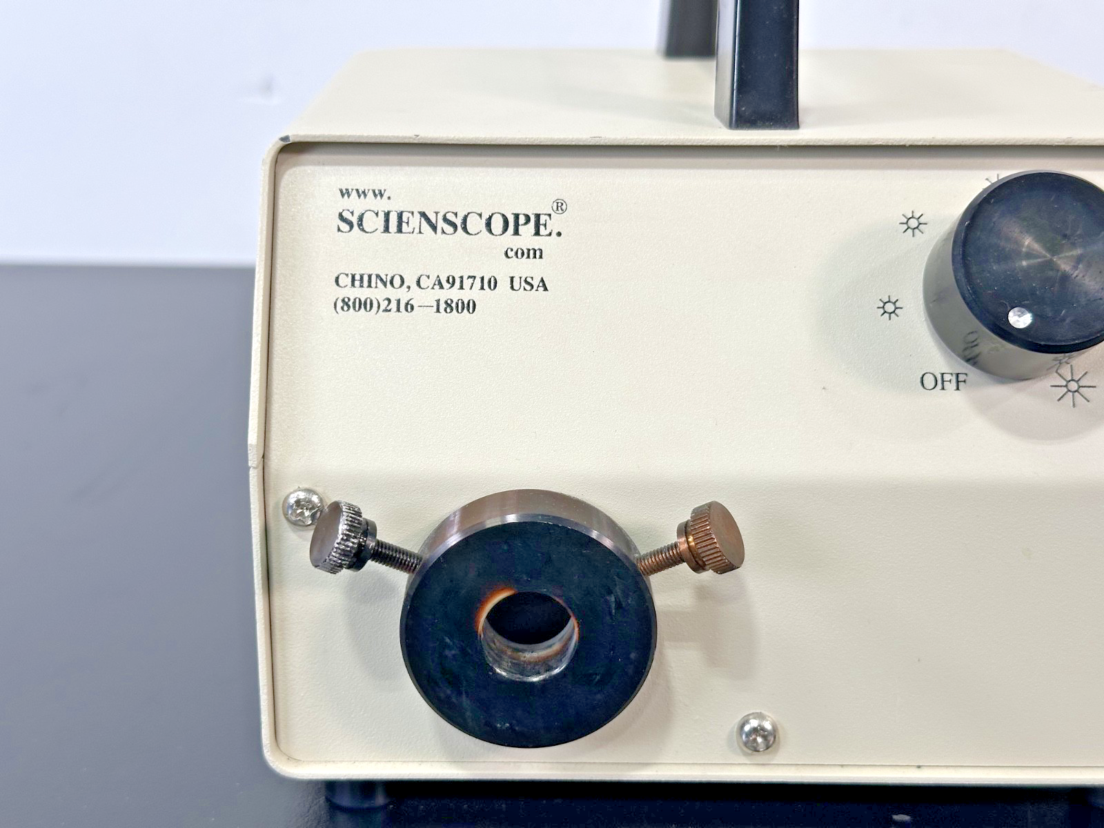 Scienscope Fiber Optic Microscope Illuminator Light Source Working2