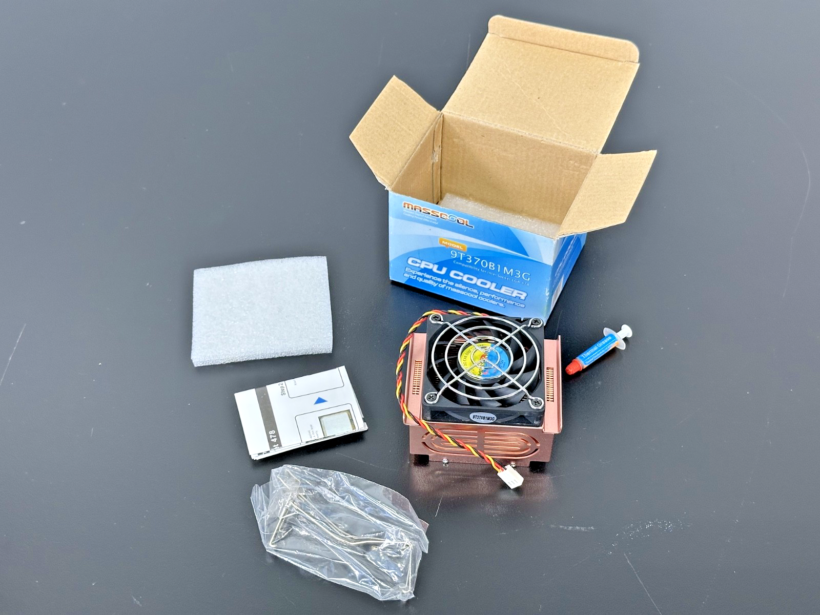 Masscool 9T370B1M3G CPU Cooler Heatsink Fan LGA 478  New Open Box0