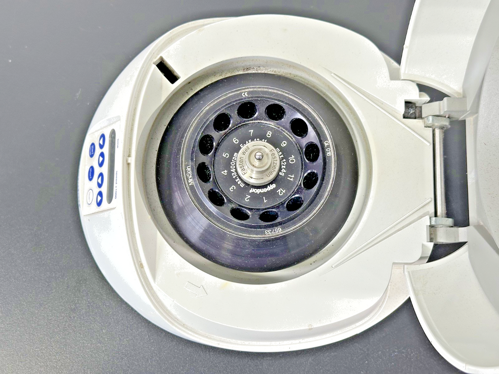 Eppendorf MiniSpin 5452 Laboratory Microcentrifuge For Parts Repair4