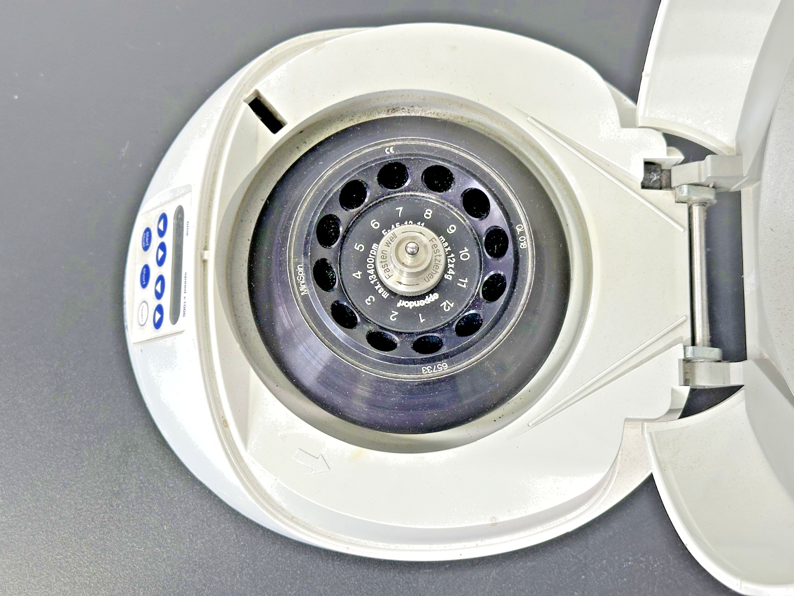 Eppendorf MiniSpin 5452 Laboratory Microcentrifuge For Parts Repair4