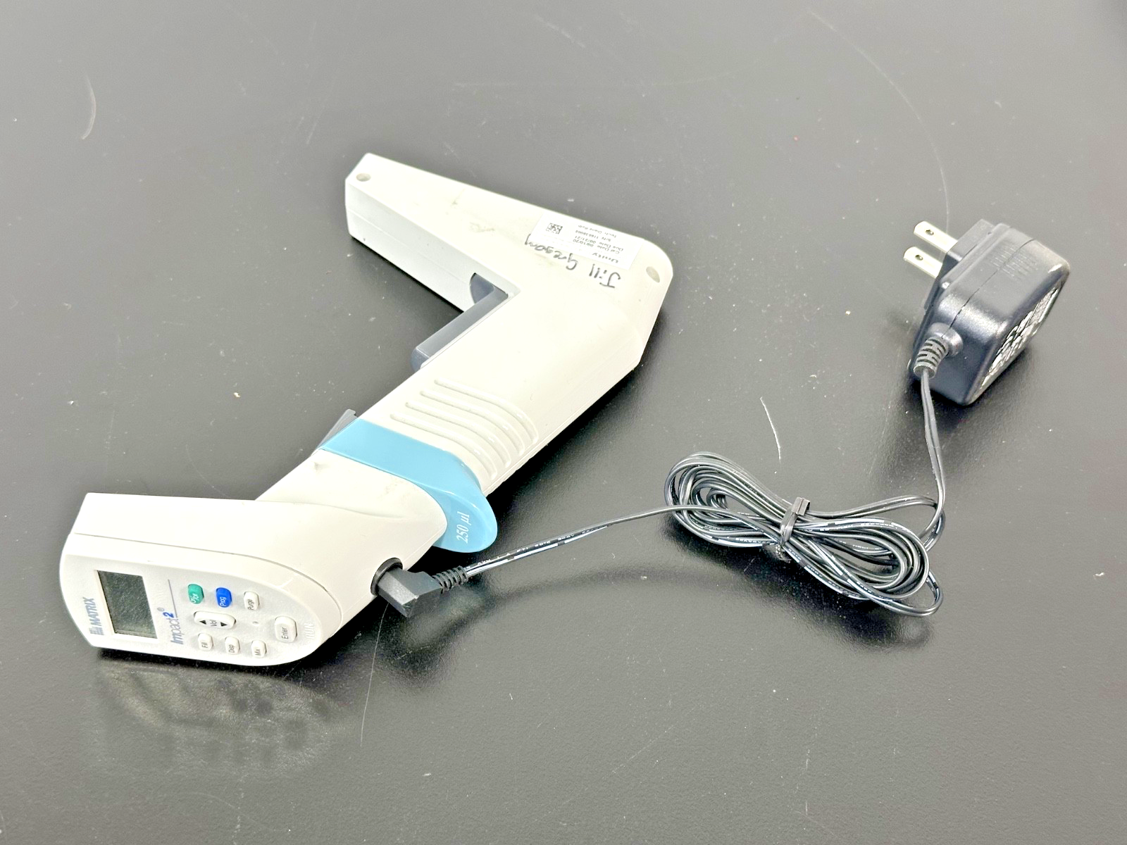 Matrix Impact2 8 Channel 50 250µL Electronic Pipette w/ Charger Used Powers On0