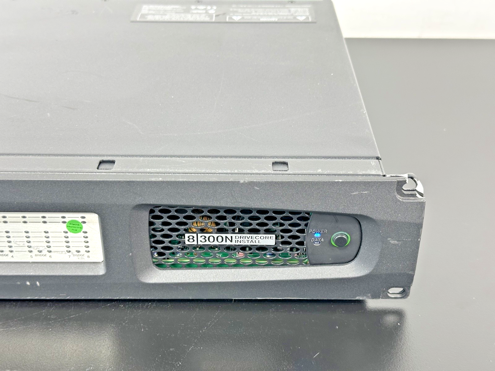 Crown DCi 8|300N DriveCore Install 8 Channel Network Power Amplifier2