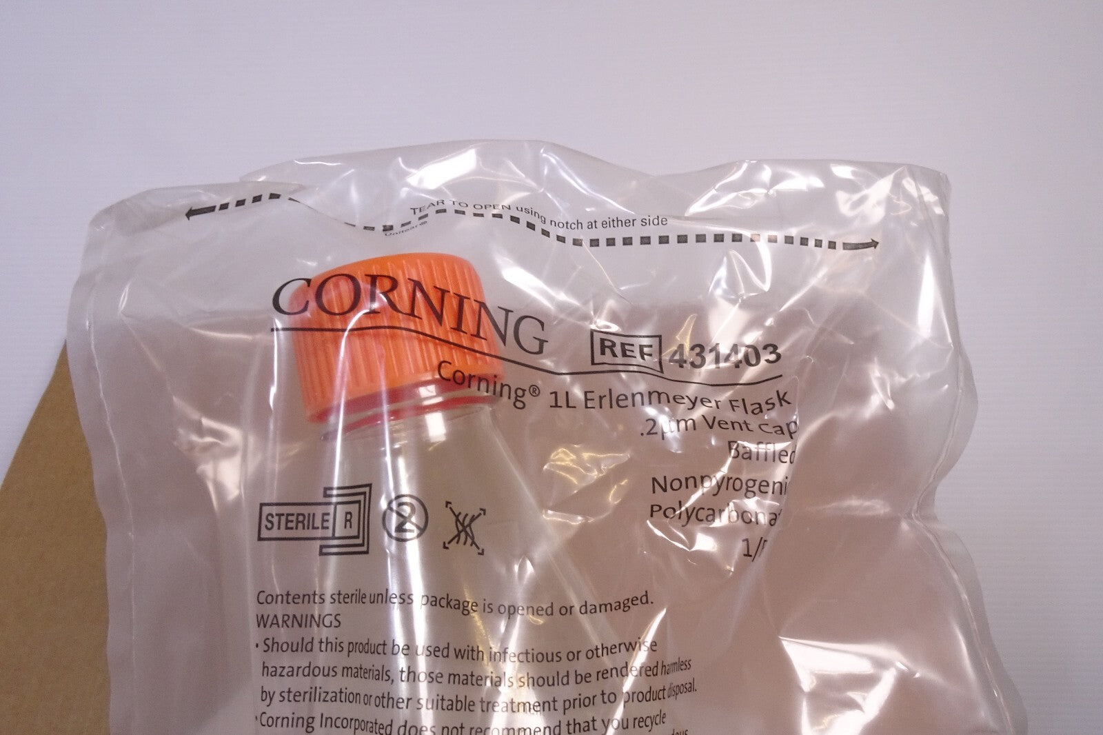x25) Corning 3L Erlenmeyer Flask 4314032