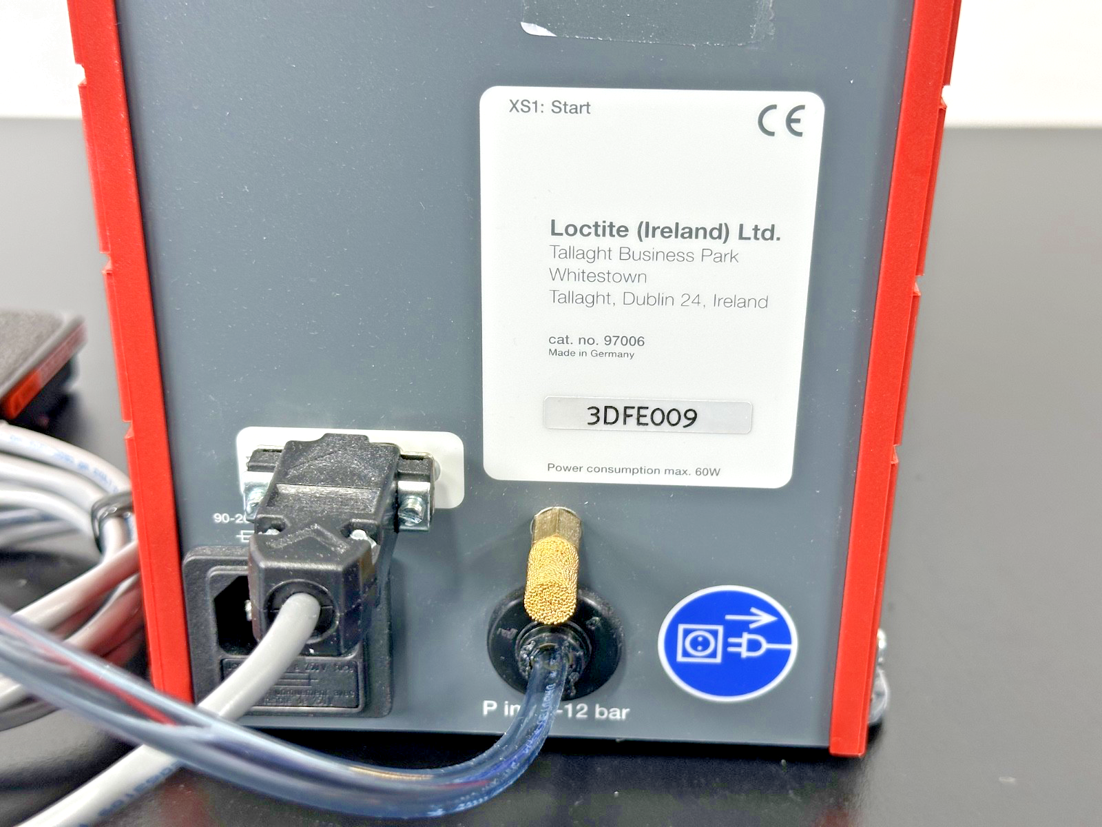 Loctite 97006 Digital Precision Syringe Dispenser w/ Foot Pedal Has Cracks8
