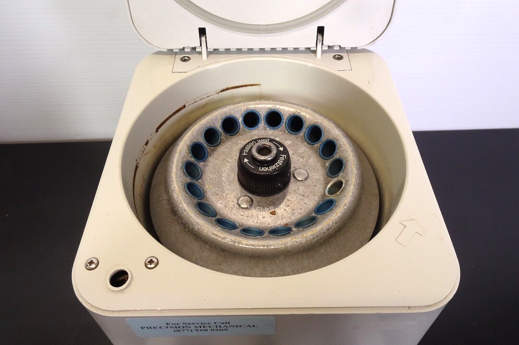 Eppendorf 5415C BenchTop Microcentrifuge w/Rotor3