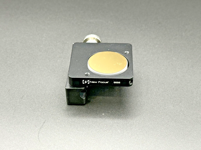 New Focus 9888 Mount w/ Thorlabs Gold Mirror | Used Part Accessory Component