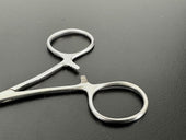 V. Mueller OP7531 Curved Mosquito Hemostat Forceps German Stainless1