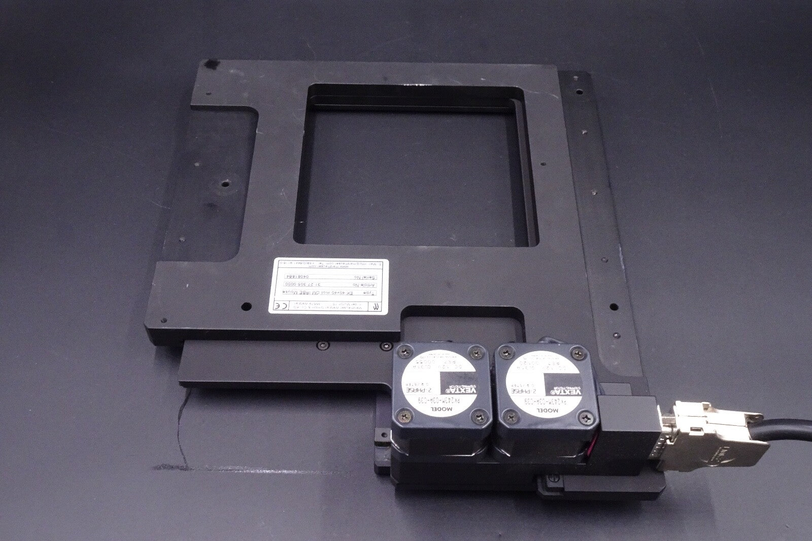 Marzhauser 31 27 305 0000 EK 40x40 mot DM IRBE X Y Scanning Stage4