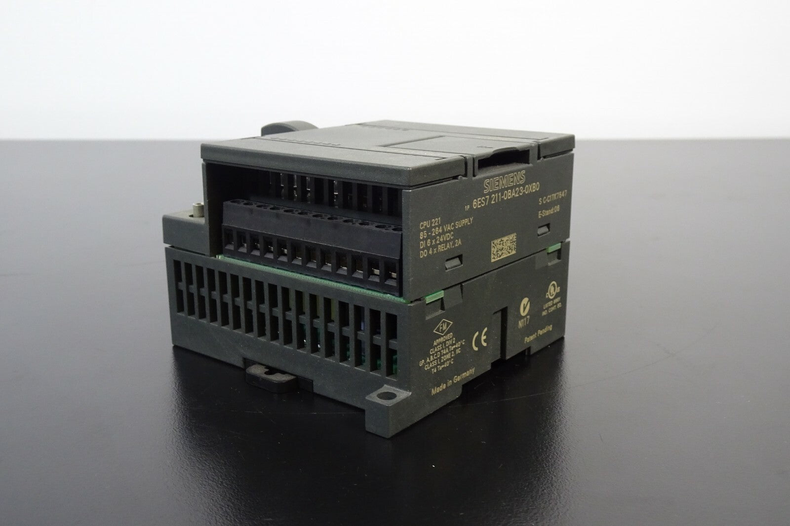 Siemens 6ES7 211 0BA23 0XB01