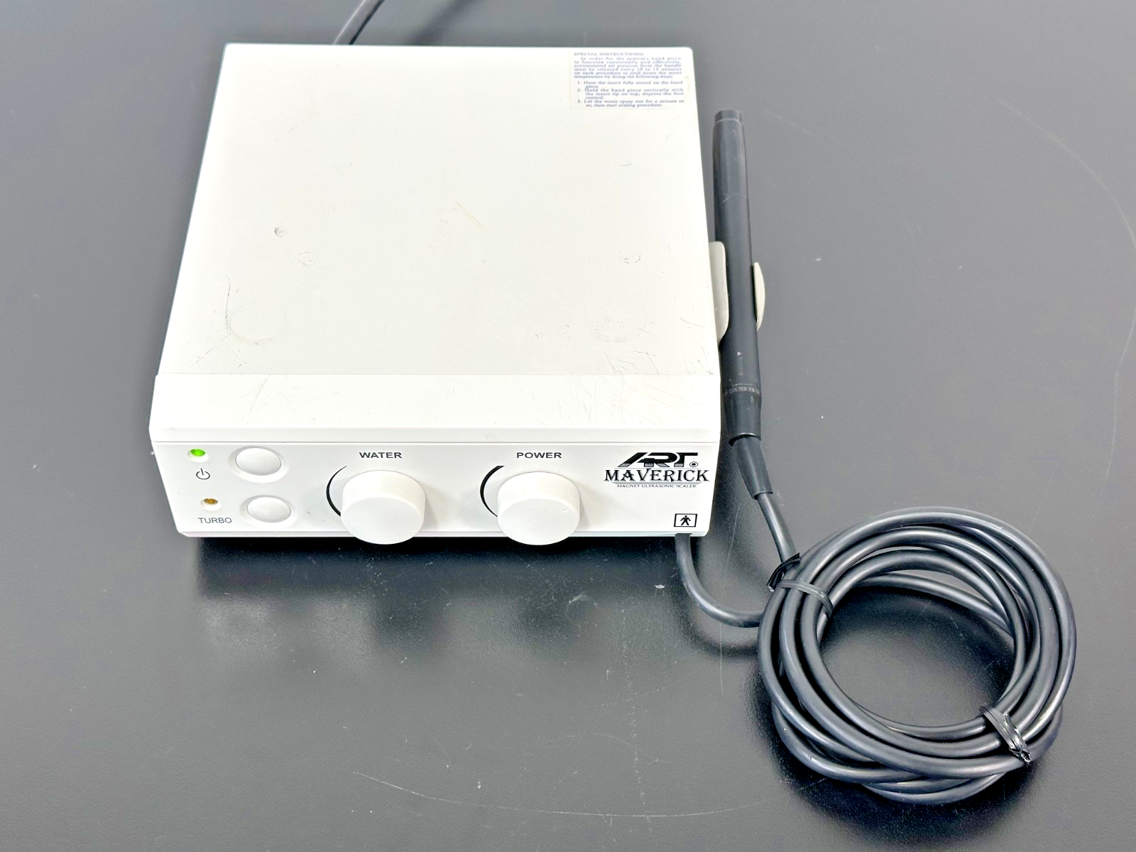 ART Maverick ART M1 25K Magnet Scaler Unit W/ Handpiece Used Powers On1