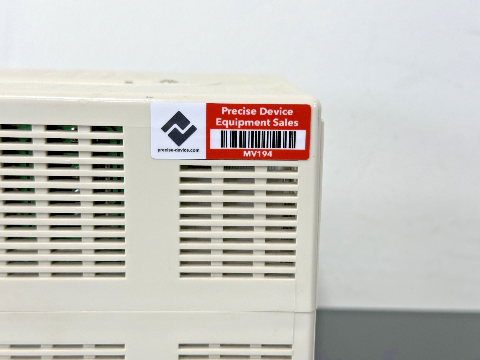 LG GP 4303A Adjustable Analog DC Bench Power Supply 0 30V 0 3A Powers On Working4