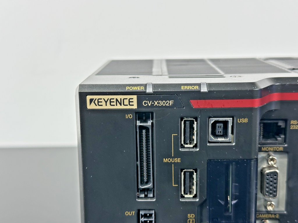 Keyence CV X302F Vision Controller w/ CA DC40E Expansion Unit1