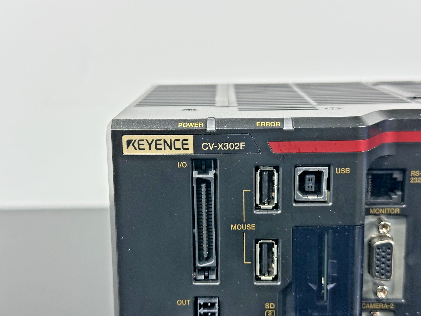 Keyence CV X302F Vision Controller w/ CA DC40E Expansion Unit1