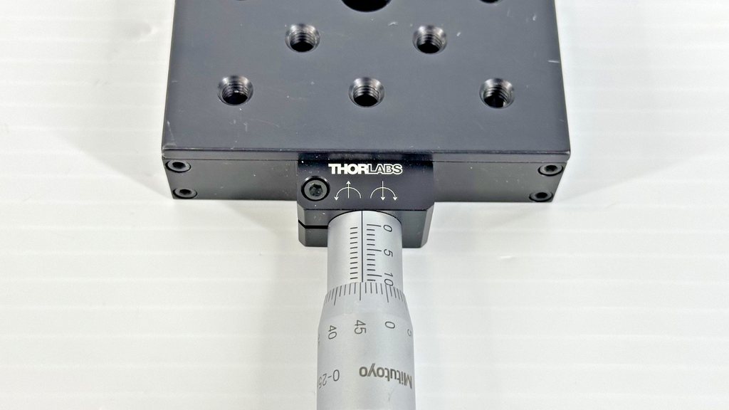 Thorlabs 25mm Manual Linear Translation Stage w/ Mitutoyo Micrometer2