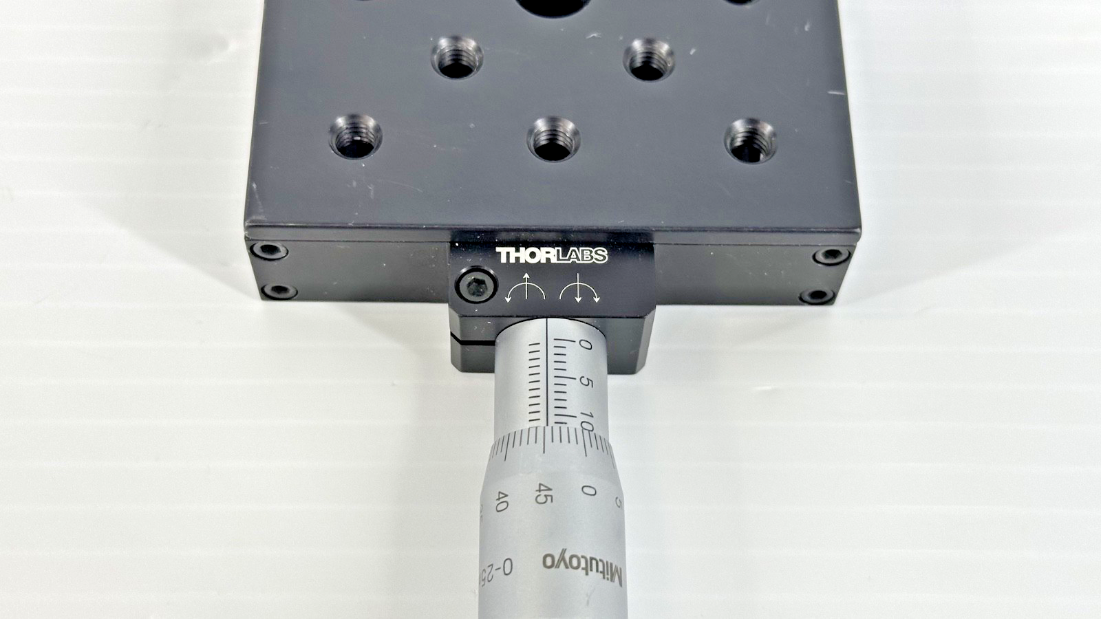 Thorlabs 25mm Manual Linear Translation Stage w/ Mitutoyo Micrometer2