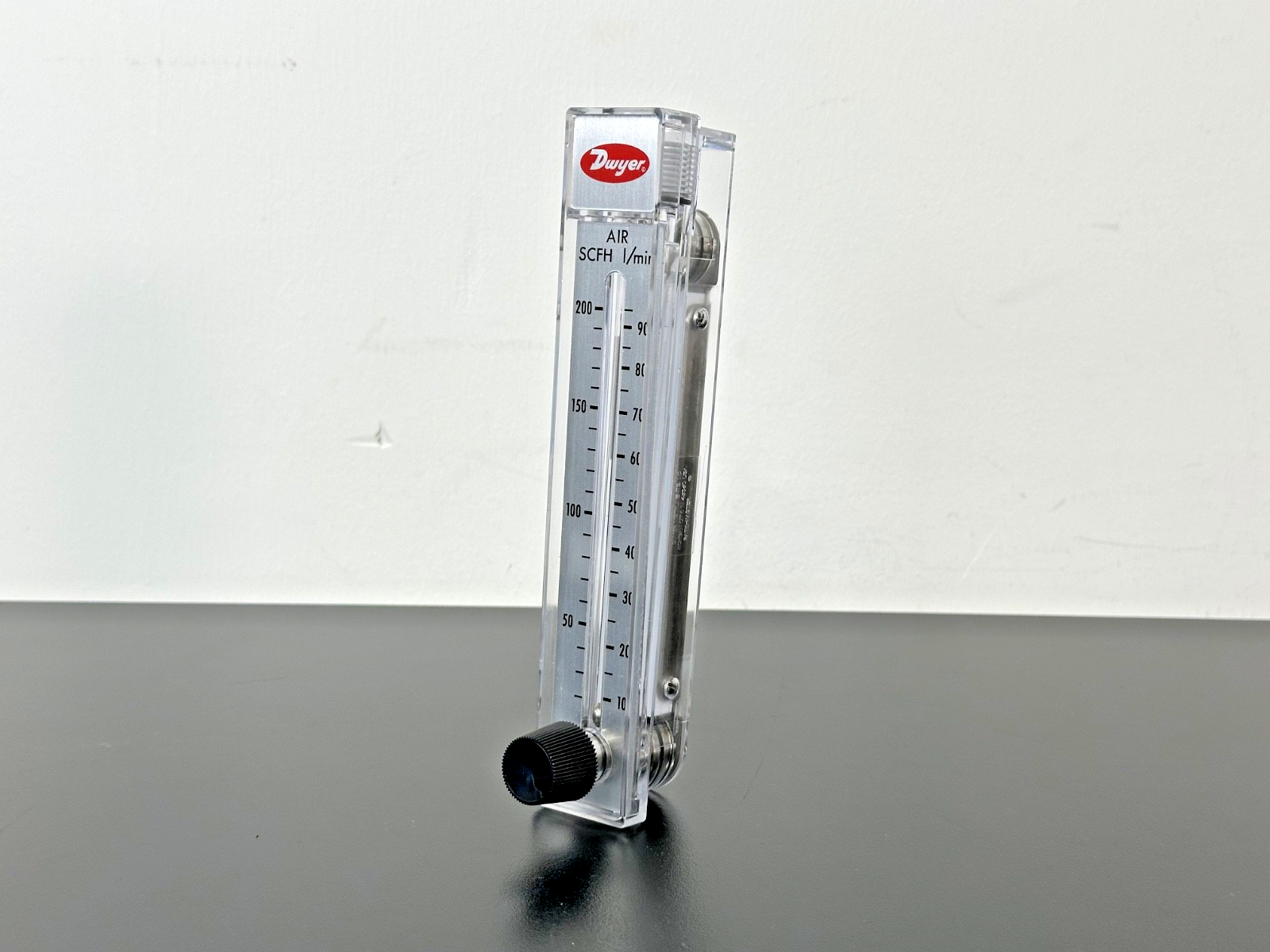 Dwyer RMB 54D SSV Air Flow Meter Rotameter 20 100 L/min 50 200 SCF Used Untested0