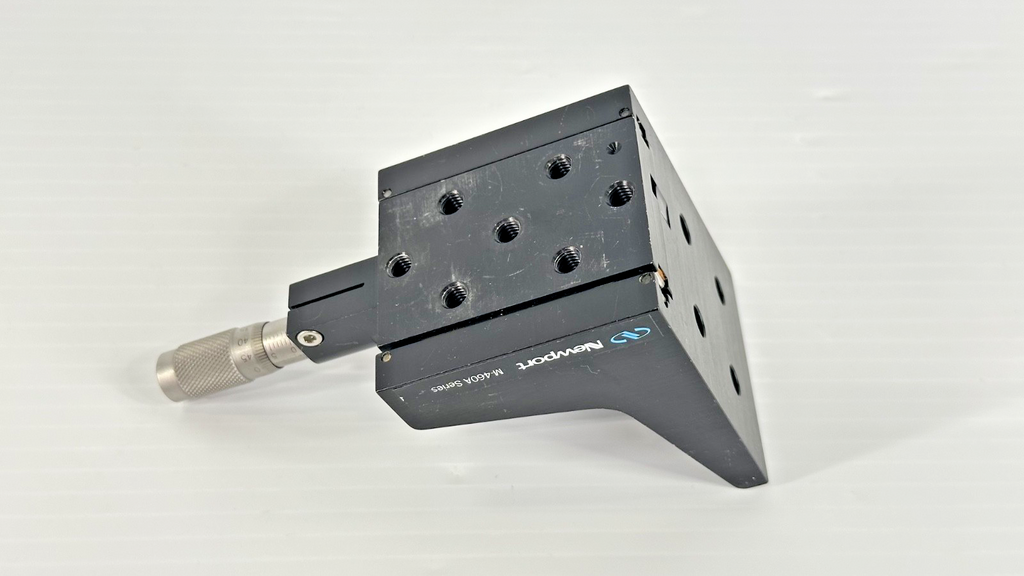 Newport M 460A Series Linear Translation Stage w/ SM 13 Micrometer1