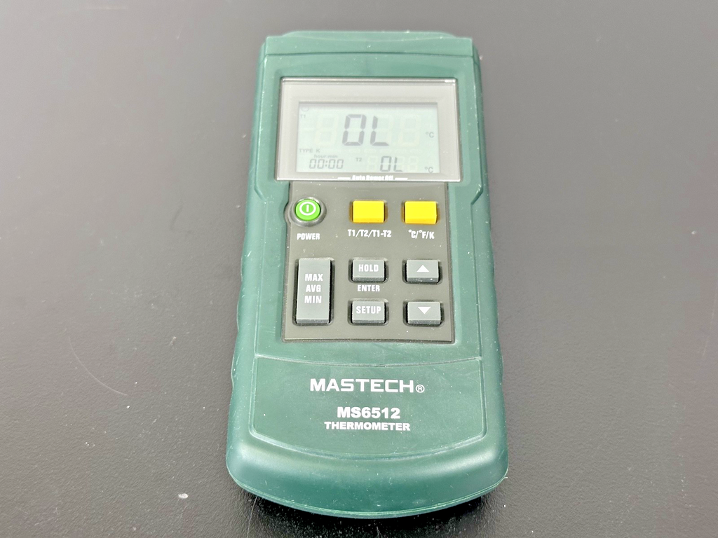 Mastech MS6512 Dual Channel Digital Thermocouple Thermometer Working0