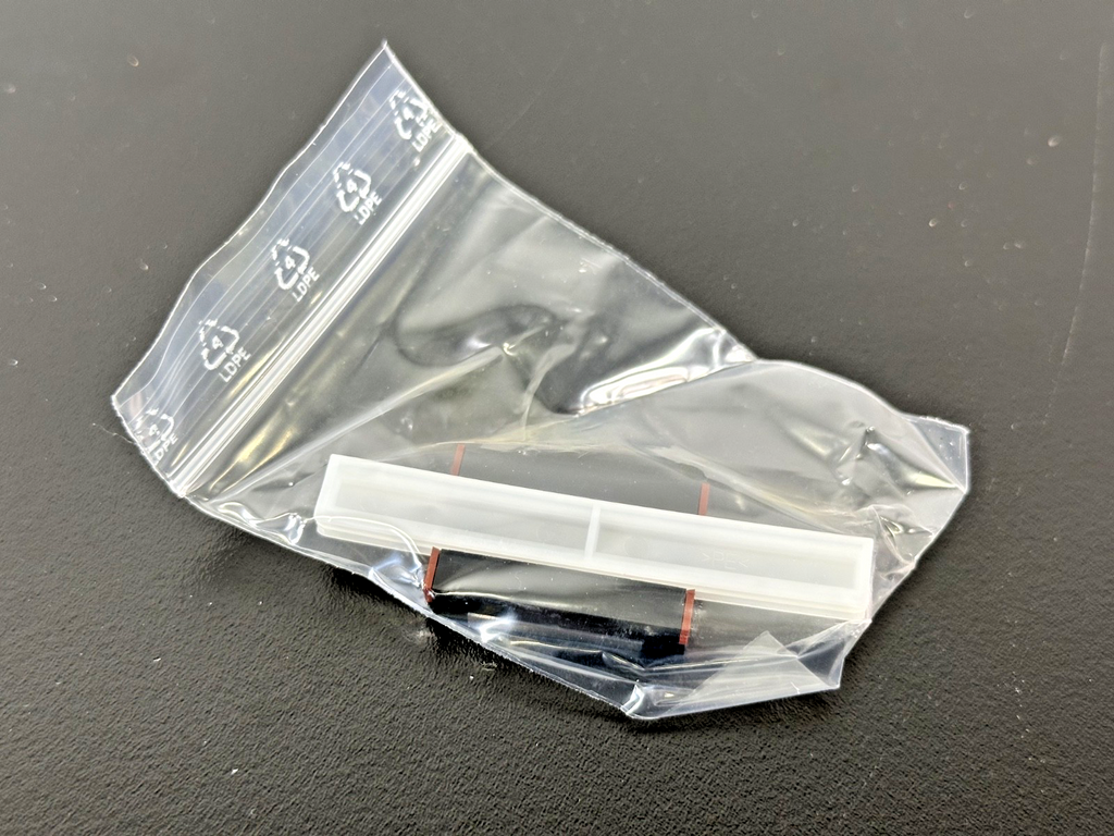 Bosch Rexroth R044289301 Miniature Linear Guide Runner Block New Open Box1