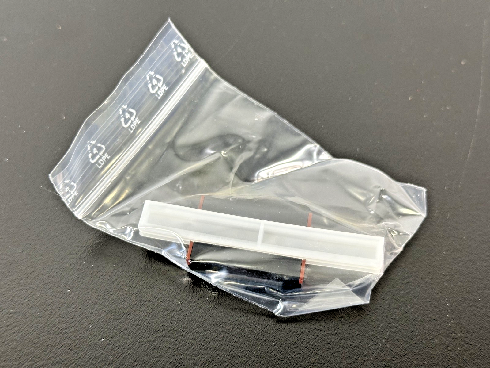 Bosch Rexroth R044289301 Miniature Linear Guide Runner Block New Open Box1